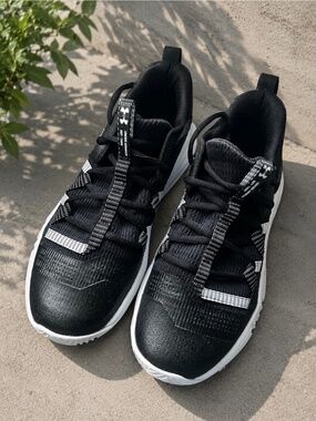 Under Armour Shoes Women’s 8.5